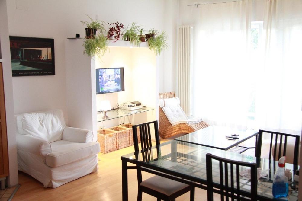 Central Park Bucharest Room photo